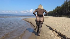 Sea beach - Nylon girl