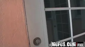 Hot - Pervs On Patrol - Giving the Lifeguard a Massage sta