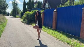 Jimmy Choo walking, high heels walking, walking on high heels with straps down, losing straps while walking, shoeplay, high heels stomping, playing with shoes, sandals walking