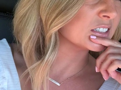 StripCamFun Blonde Amateur MILF Webcam for You