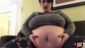 I LOVE to PLAY with MY FAT GROWING GUT (MP4 HD)
