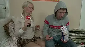 Skinny GF gets her ass fucked doggystyle