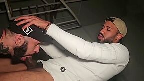 Nibble Ginormous De Macanon