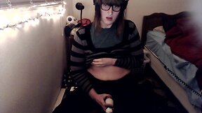 homemade chubby trans jerk & cum with hitachi