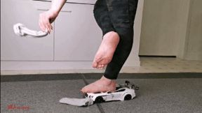 Mila - Bentley (view01)