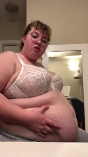 ALICE EATS: BBW DEVOURS FOOTLONG SUB AND COOKIES BELLY STUFFING *****HUGE GASSY BURPS*****
