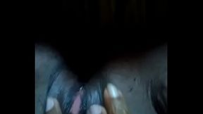 Siririca gostosa cheia de tes&atilde_o