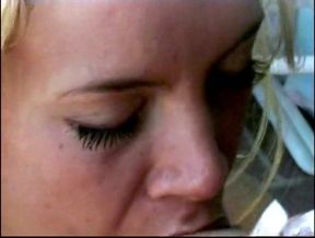 Blonde whore gets her wet cunt licked and slammed outdoors