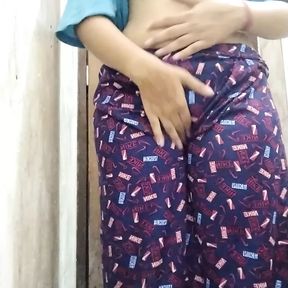 India hot college girl bathing with  boyfriend Desi collage