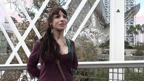 ”Elea, 27, came for a change of scenery ...”