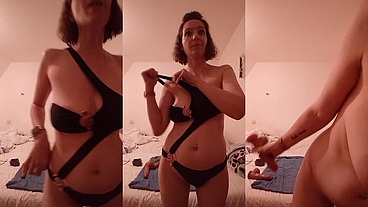 La belle coquine strip-tease