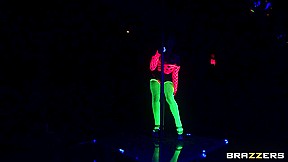 Big Butts Like It Big: Private Dancer Double Penetration