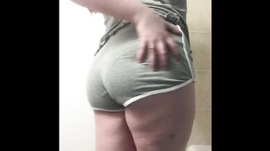 Chubby Blonde 18-25 Amateur Strips To Show Off Big Tits And Pierced Nipples Solo Pussy