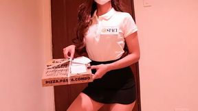 Pinay Pizza Delivery Girl Fucked by Customer