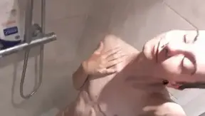 TXXXMStudios.com - Trimmed twink Olly Jackson craving very clean sex scene in bath