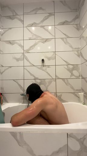 Cool Guy Jerked off in Foam