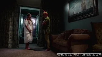 Keira Nicole Takes Peter Pan's Thick Cock in Elf Cosplay