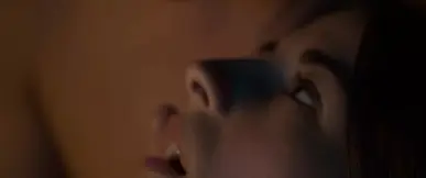 Babe with beautiful butt bites during full pussy fucking