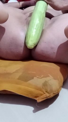 Sexy wife ki chut me 9 inch ka khira dala really bhabhi enjoying my wife   Clip 1