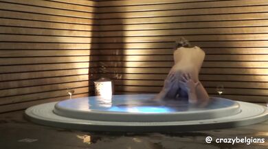 Girlfriend sucks tries her lover wet bubbling jacuzzi slut
