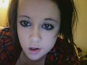 Cute brunette babe loved to masturbate in front of the camera