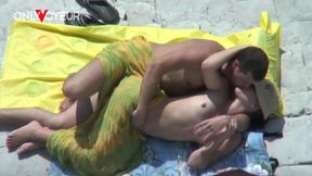 beach voyeur. licking pussy in the waves of the surf and fucking under the sun