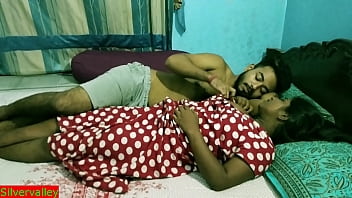 Indian teen couple viral hot sex video!! Village girl vs smart teen boy real sex