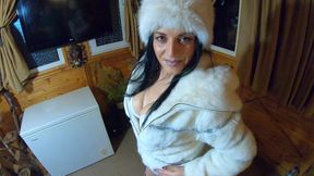 snow queen sucks & swallows – cum on my fur coat