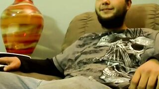 Straight dude watches TV while he gets sucked off by Joe