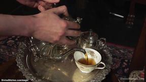 ”Huge clit ebony pegging bound man”