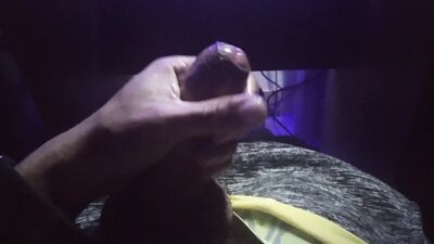 HAVING A GREAT HANDJOB UNTIL I CUM