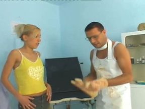 Doctor fucks hot blondie in her pussy and fingers her