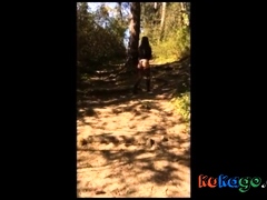 une promenade coquine dans les bois