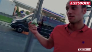 BUMSBUS - BIG TITS BLONDE JESSY KEY HAS SEX IN THE BACKSEAT - LETSDOEIT