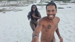 Cobra Preta Saiu da Areia Movedi&ccedil_a e Entrou no Rabo da Mulata | Fernanda Chocolate &amp_ Joao O Safado