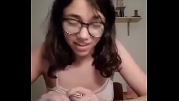 Nombre? Min 35:26 muestra tetas