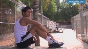 Monster cock makes his gay friend moan loudly while doing anal