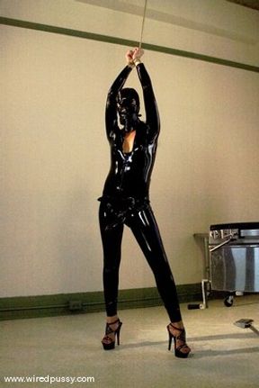 Sandra's Latex Slave