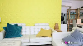 Leia Saez Tries an Old Cock! Don Jorge Will Give You a Sex Lesson