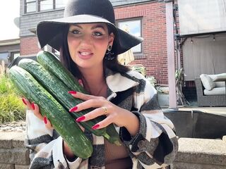 Hopeless Housewife Triple Permeates with three 12in Cucumbers