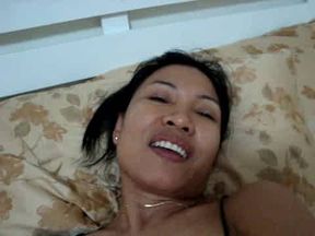 Filipina MILF Janet fucked to orgasm