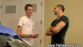 Gay porn Jake swallows Dylan'_s phat bone before the thin