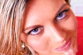 TOP Mature girl fucks thick latte