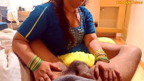 Hot Bhabhi Giving Hand Job Without Mood