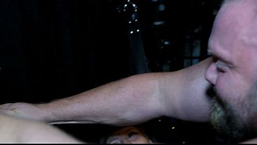 Hardcore sex in dungeon chamber