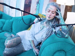 Anuskatzz tattoo model ASMR Q - Quitting podcast talking