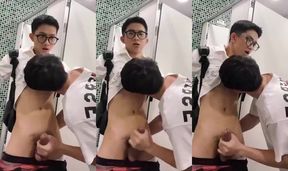 Ducal - Getting a handjob till cum