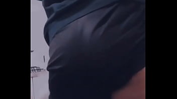 algu&eacute_m pra foder meu cuzinho virgem?