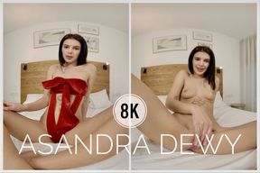 Asandra Dewy Masturbates Her Pussy