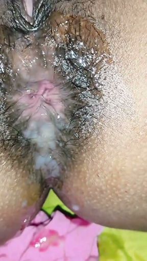 Meri sexy sali ki red bra pantry hard analsex   Clip 1